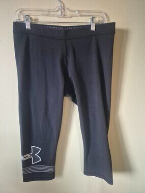 Under Armour Women's Favorite Graphic Athletic Capris size L
